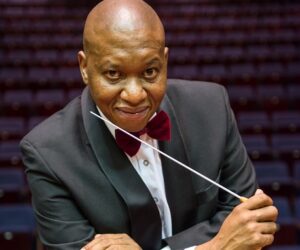 KM conductor by Oscar G 2